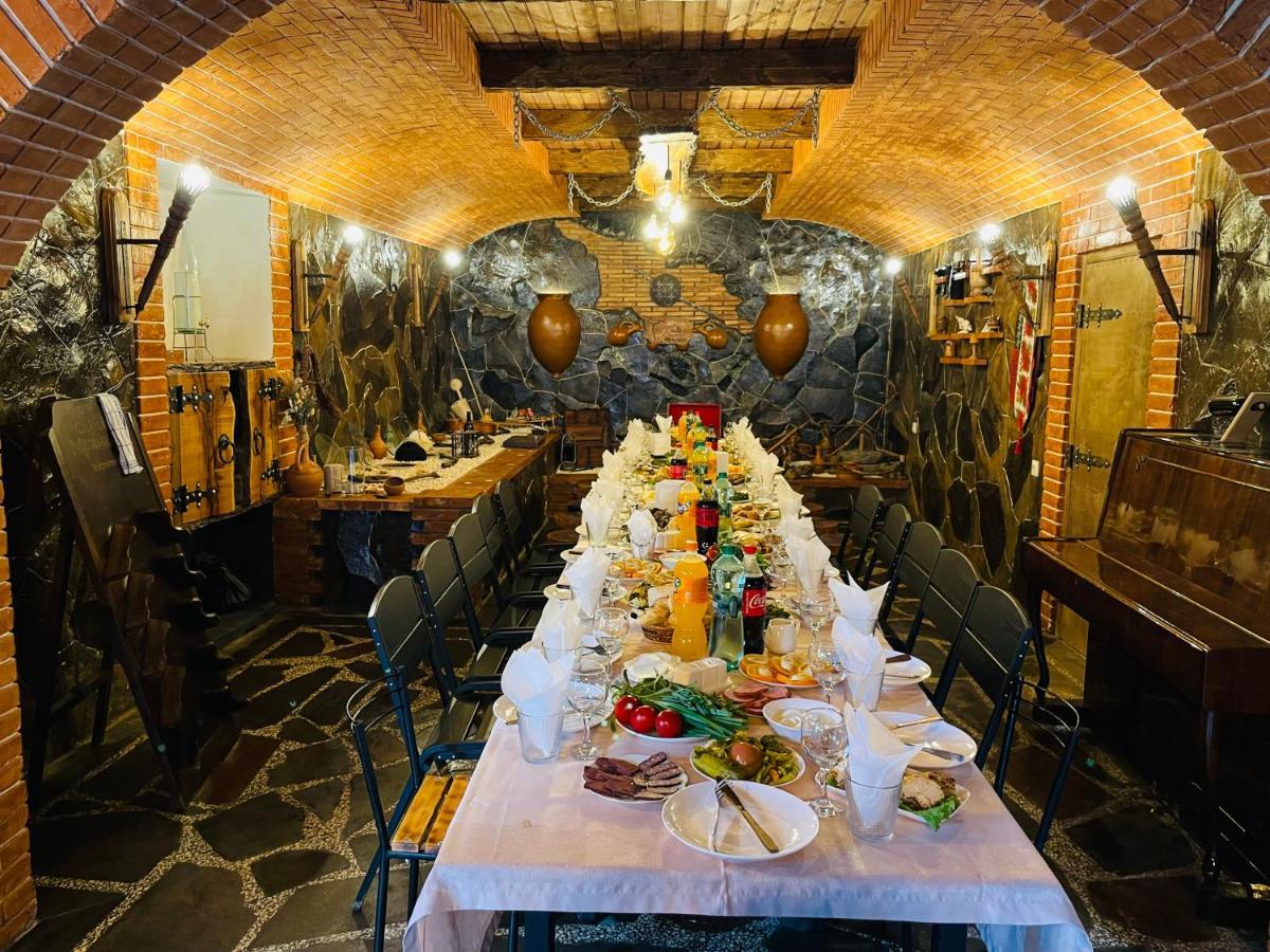 Hotel Hobbiton Near Vardzia Caves T'mogvi Ngoại thất bức ảnh