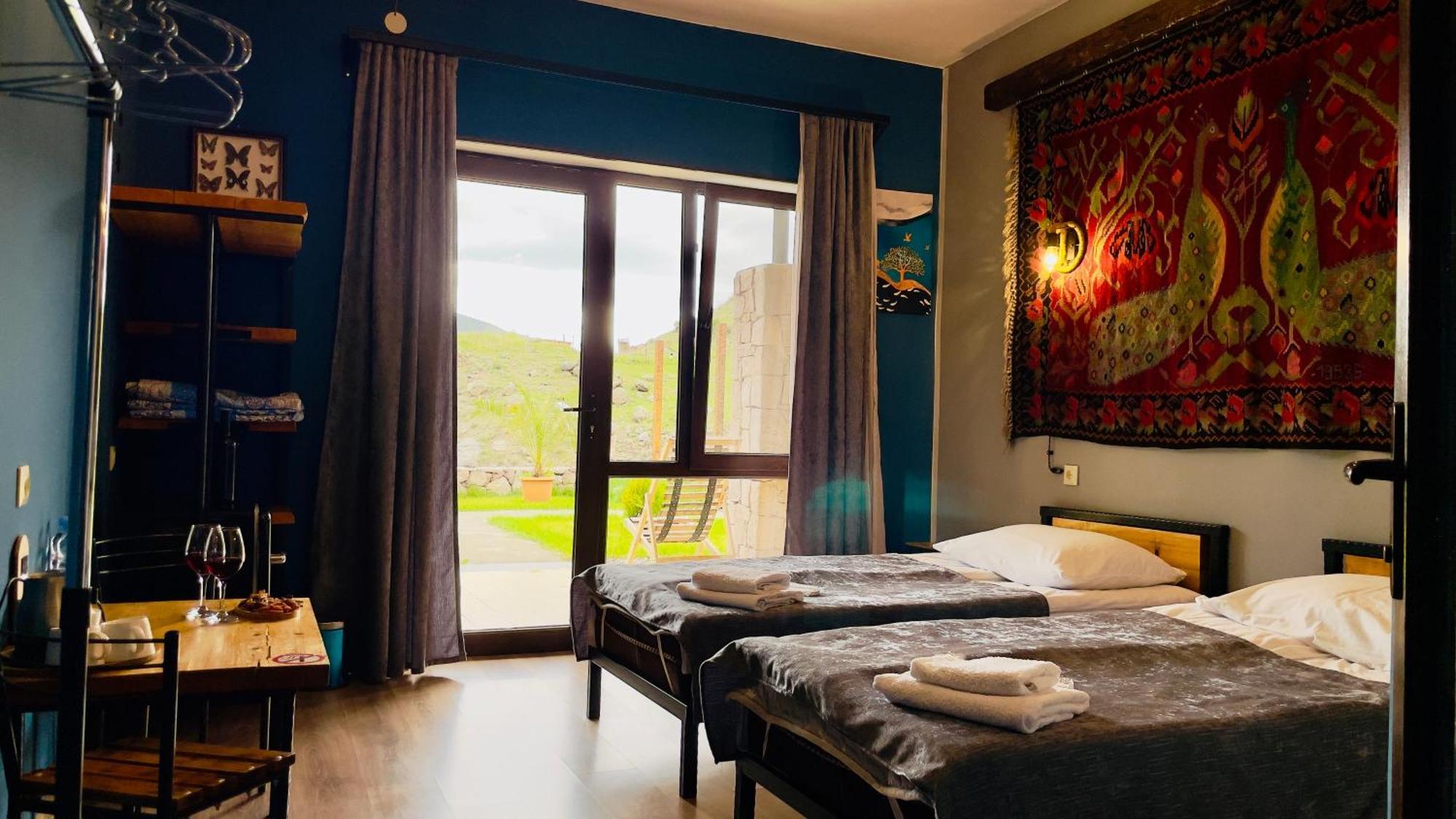 Hotel Hobbiton Near Vardzia Caves T'mogvi Ngoại thất bức ảnh